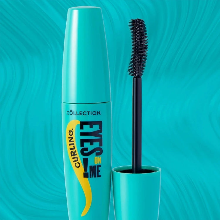 Eyes On Me - Curling Mascara Black in een turquoise verpakking met een zwarte borstel voor volumineuze wimpers.
