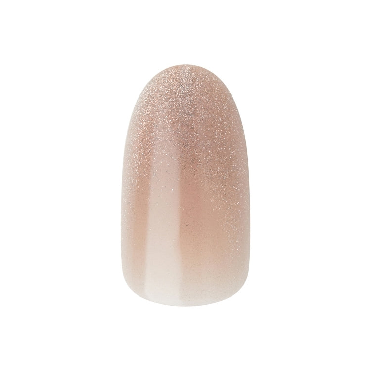 Gel Fantasy Magnetic - Drama in een zachte nude tint met een glanzende afwerking, perfect voor een glamoureuze nagelstijl.