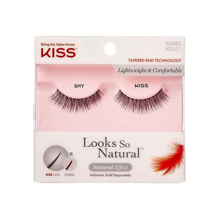 Looks So Natural Lash Shy, lichte en comfortabele wimpers in een roze verpakking met tapered end technologie.