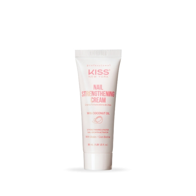 KISS Nail Strengthening Cream in een witte tube met roze accenten, verrijkt met kokosolie voor sterke nagels.