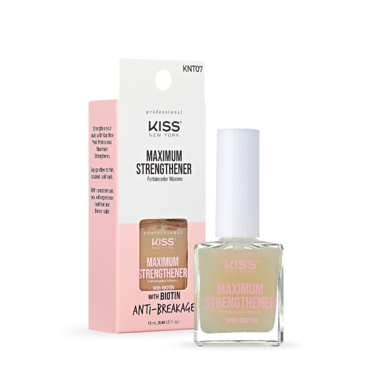 KISS Maximum Strengthener, een transparante nagellak in een vierkante fles met een roze en witte verpakking.
