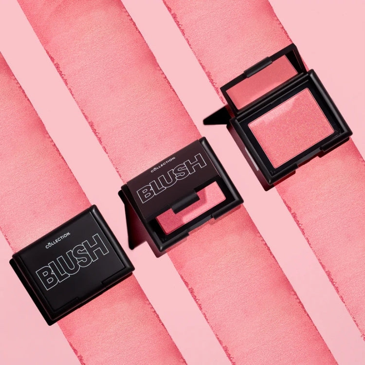 Blush - Pleasure van Collection, een zachte roze blush in een vierkante zwarte verpakking.