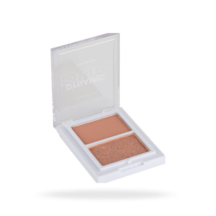 Dynamic Duo Eyeshadow - Golden Horizon in een witte verpakking met een matte en glanzende oogschaduwkleur.