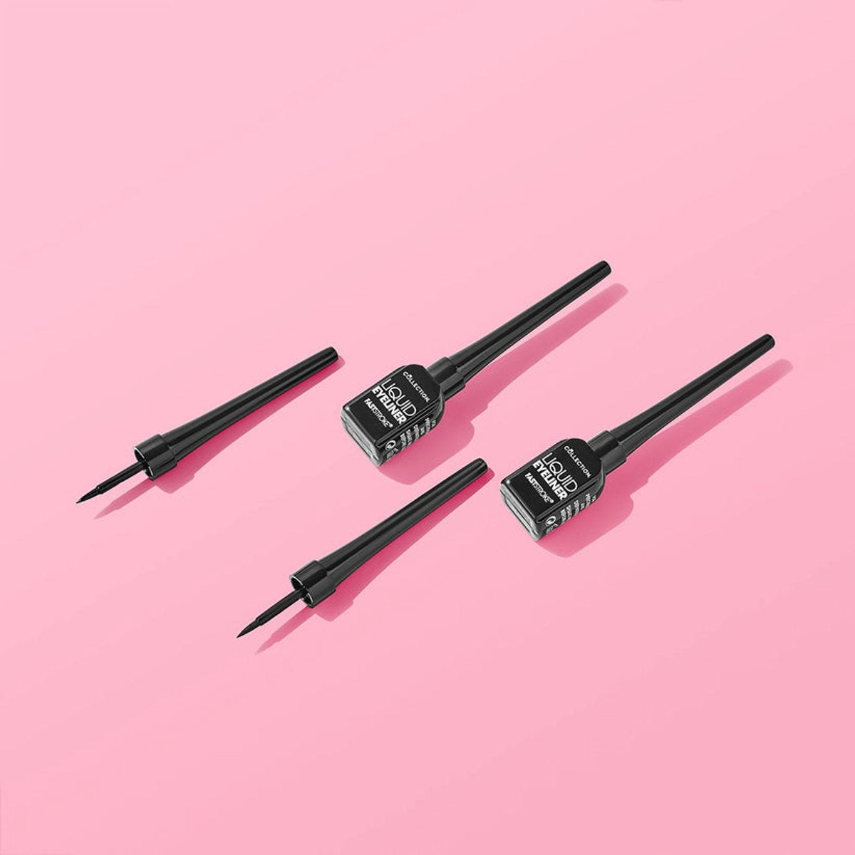 Fast Stroke Eyeliner - Brown in slanke zwarte verpakking met fijne applicator voor nauwkeurige eyelinerlooks.