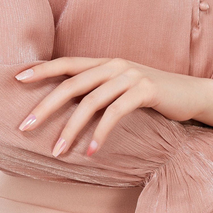 Gel Fantasy Nails - Problem Solved in zachte roze tinten, elegant gevormde nagels, perfect voor een verzorgde look.