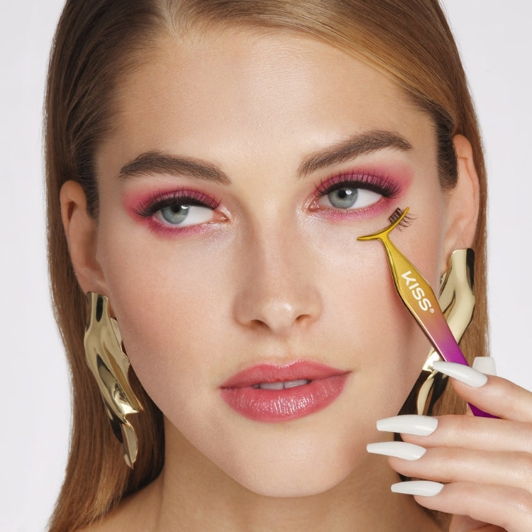 imPRESS Press-on Falsies - Natural, elegant en natuurlijk ogende nepwimpers in een stijlvolle verpakking met applicator.