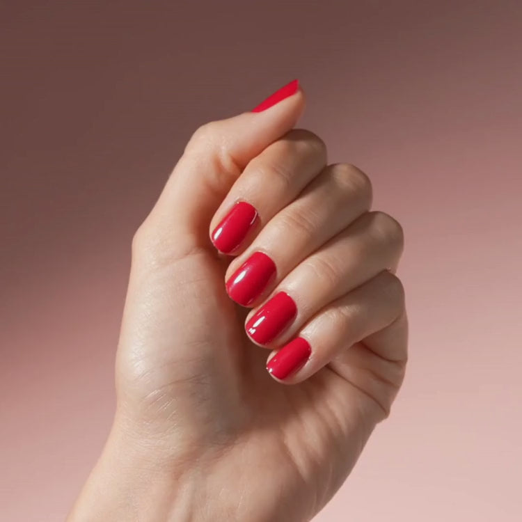 Dashing Diva Gloss Color - Attention