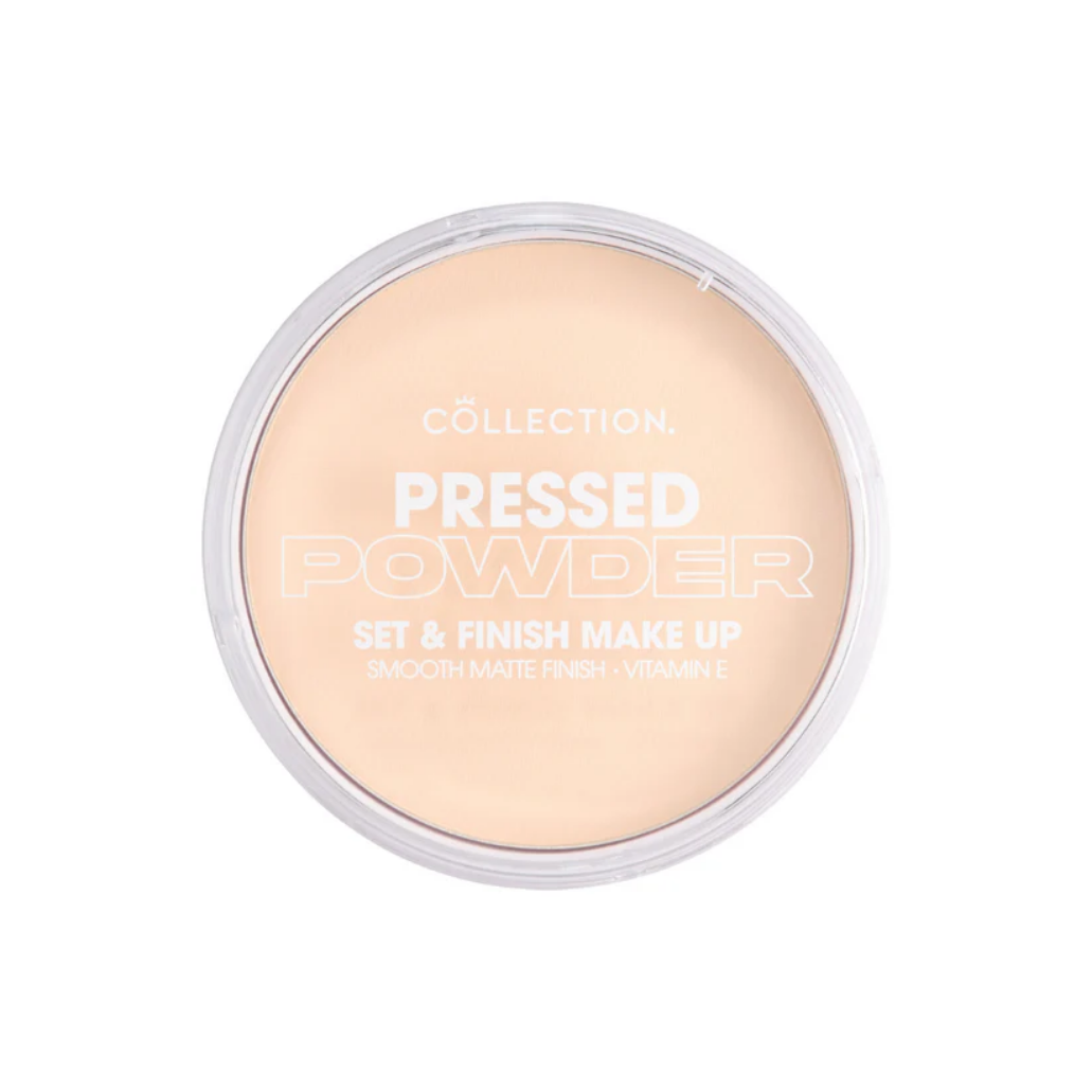 Pressed Powder in een transparante verpakking, lichtbeige kleur voor een matte finish en een gladde uitstraling.