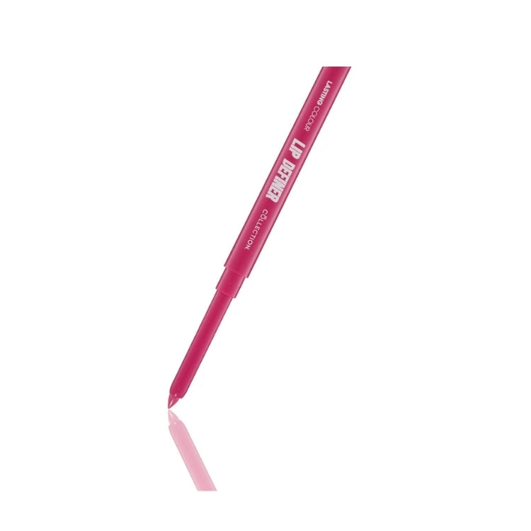 Lip Definer in felle roze kleur, slanke penvormige verpakking voor het accentueren van lipcontouren.