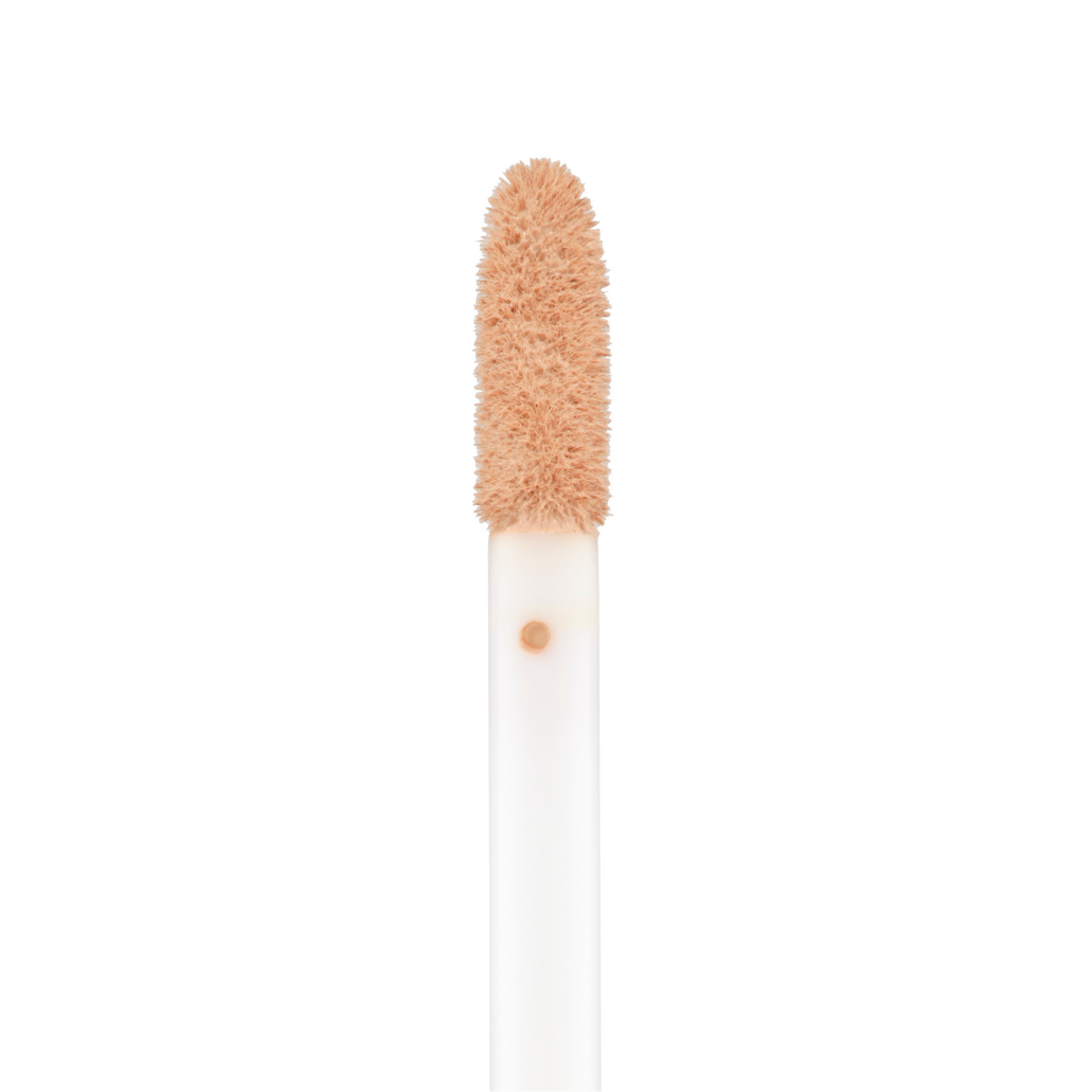Lasting Perfection Concealer in een lichte tint met een applicator met een zachte, pluizige punt.