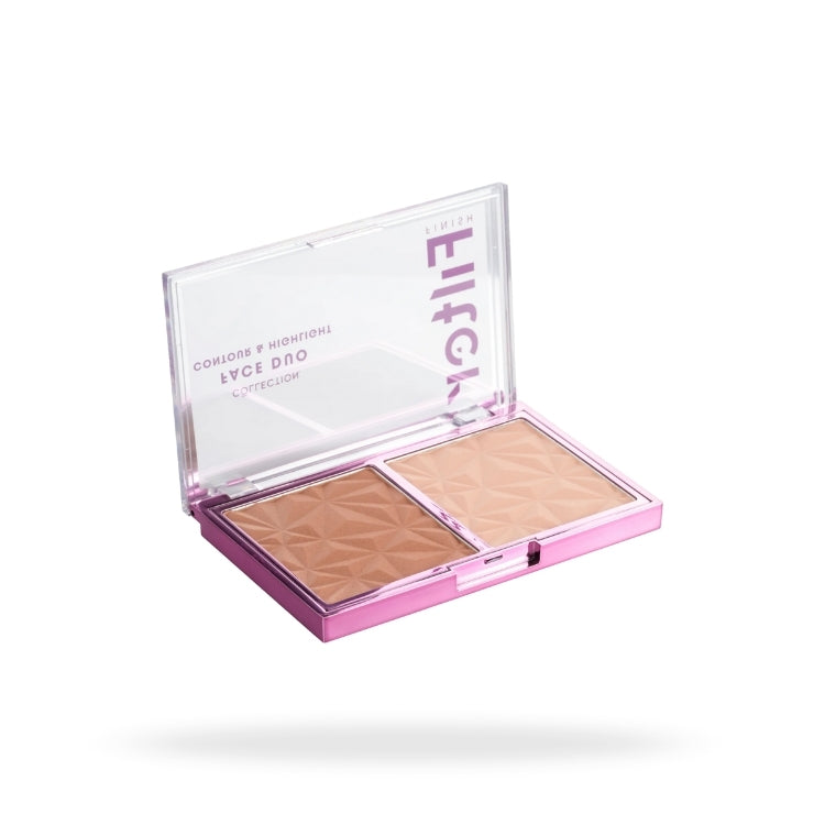 Filter Finish Face Duo in een roze verpakking met twee matte tinten voor een stralende huid.
